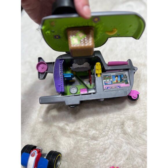 Paw Patrol Skyes Helicopter & Rider Figure Set - Picture 5 of 8